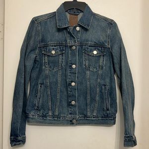GAP denim /jean jacket women’s small NWOT